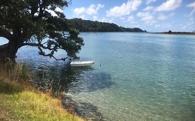 Frangipani Guesthouse -Ngunguru